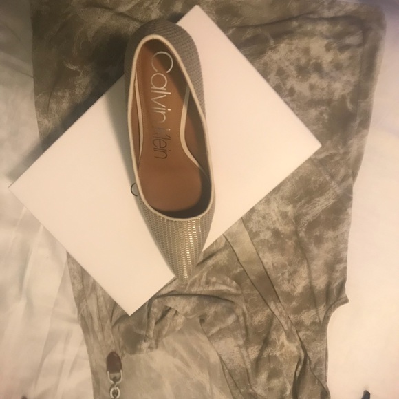 Calvin Klein pumps - Picture 3 of 8